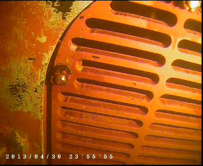 Underwater hull cleaning